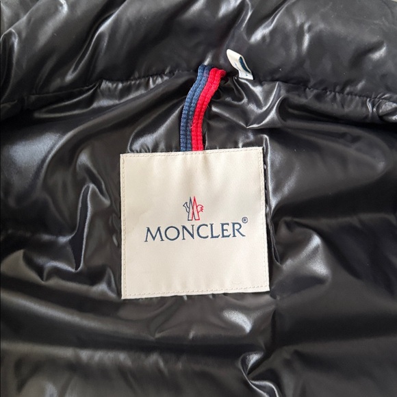 Moncler Shiny Black Quilted Vest - Picture 8 of 11